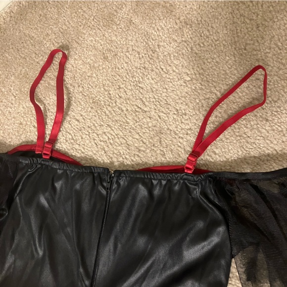 Spirit Halloween Dangerous Red Costume - Red Riding Hood - Picture 7 of 14